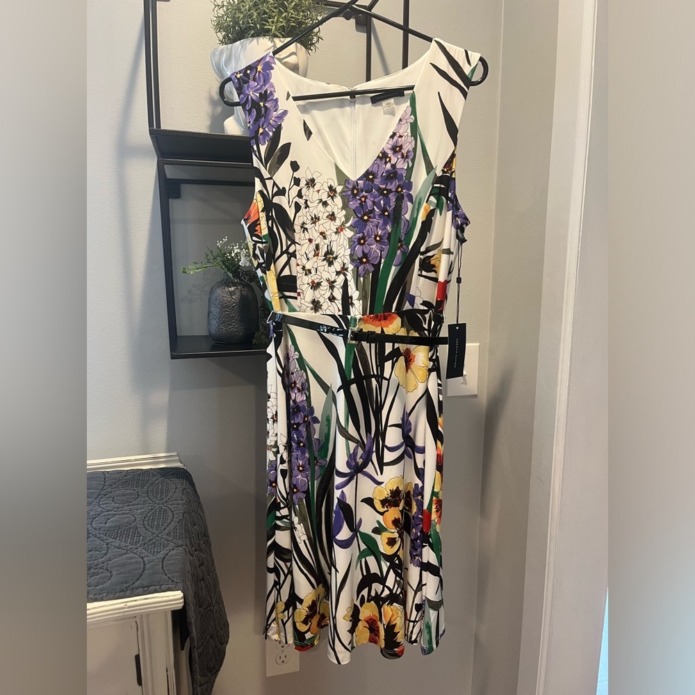 Tommy Hilfiger size 10 floral sundress! New with tags! Perfect condition 💜